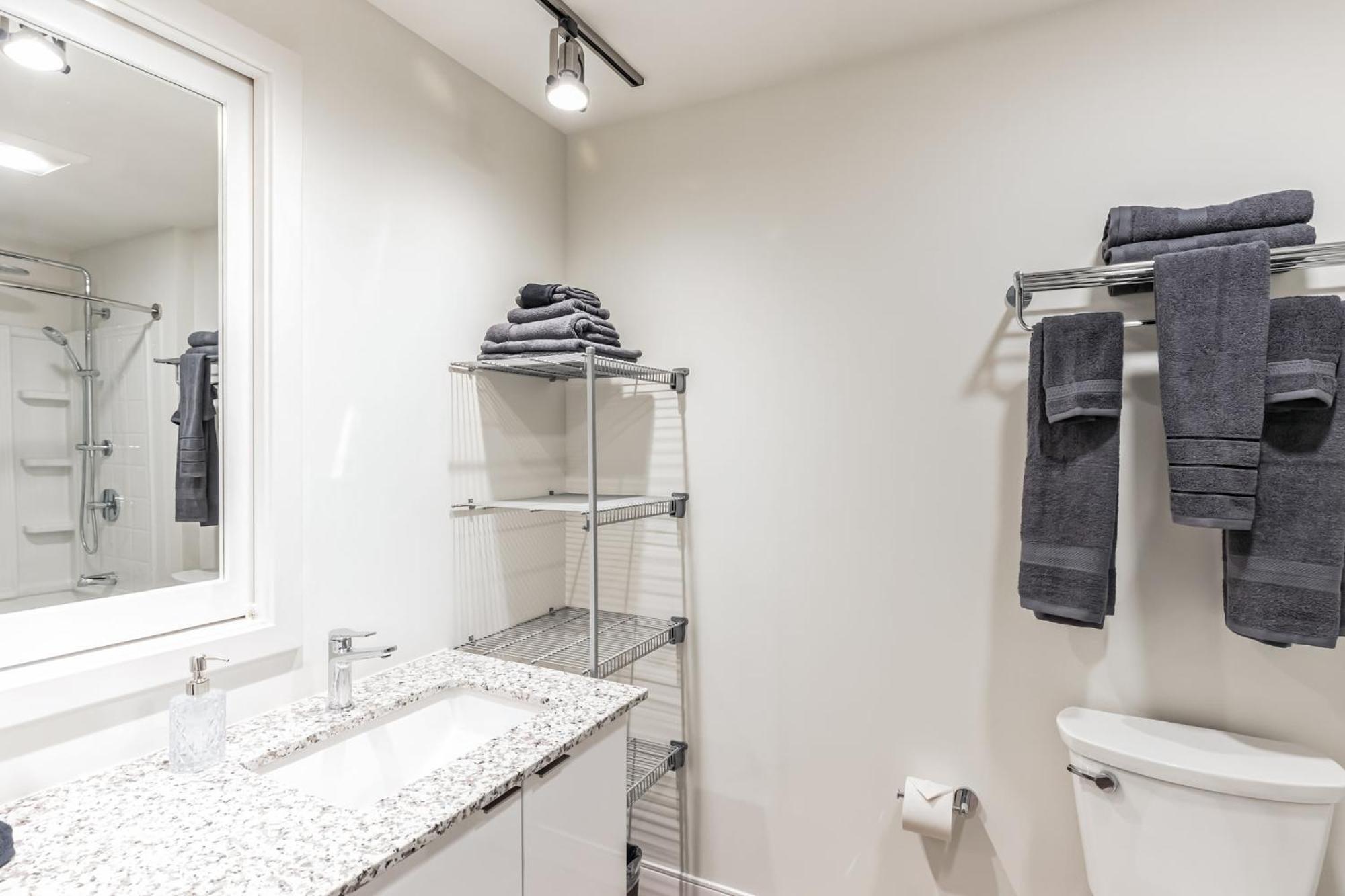 קליבלנד Urban Elegance Studio Oasis Prime Location מראה חיצוני תמונה